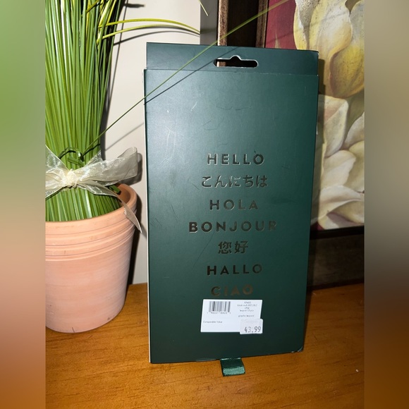 NWT Kate Spade iPhone 13 Pro black leopard glitter Case model number K9451 K9450 - Picture 6 of 6